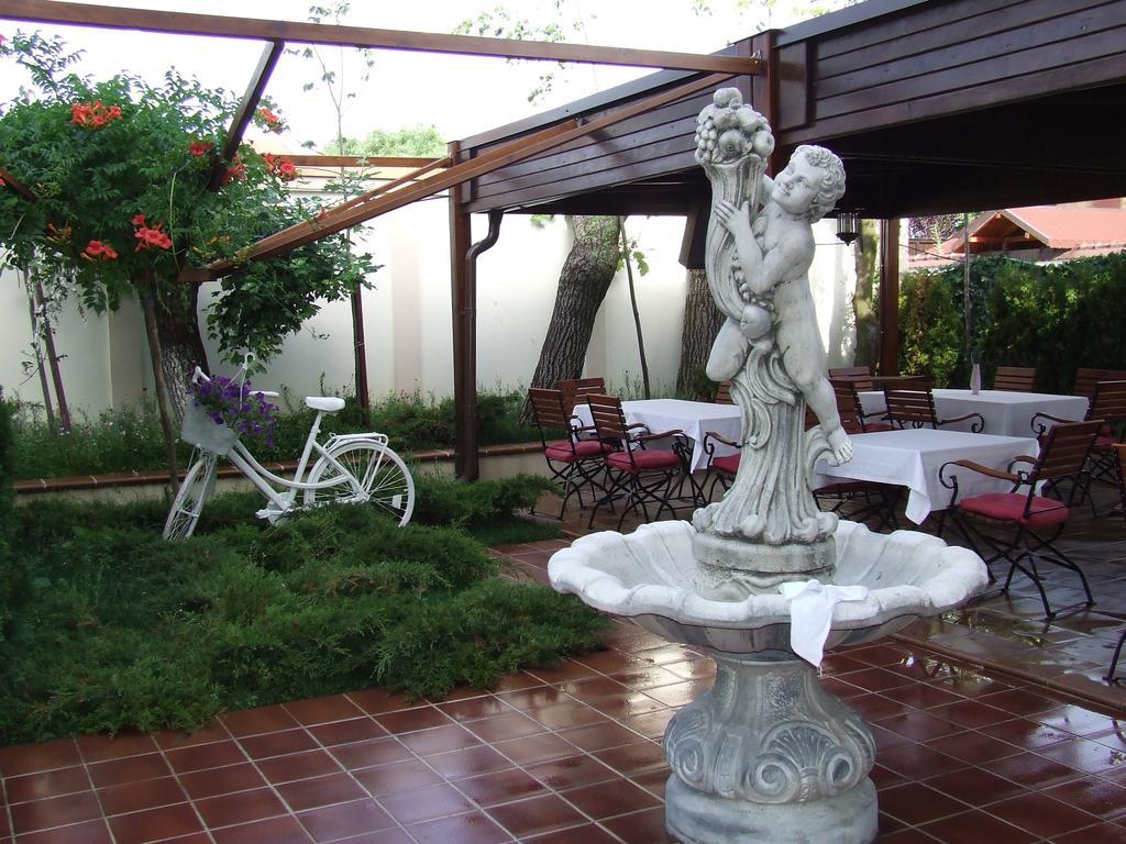 Hotel Senator Slatina  Exterior photo